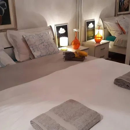 Apartment Funky Style In Centar *